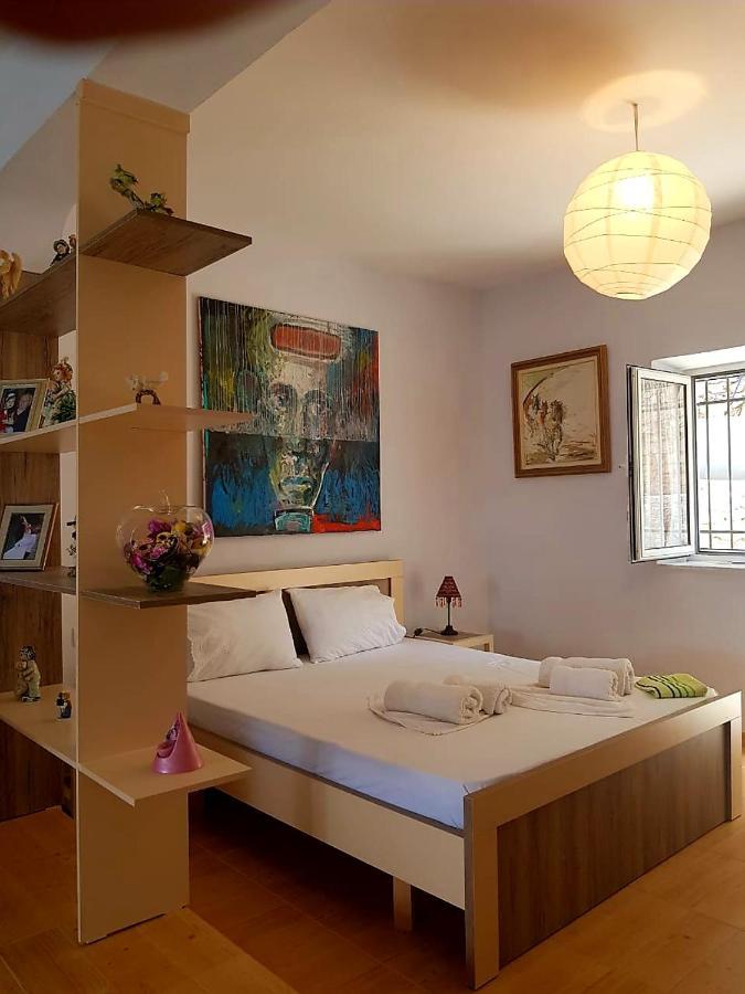 Aira Apartment Himare Eksteriør bilde